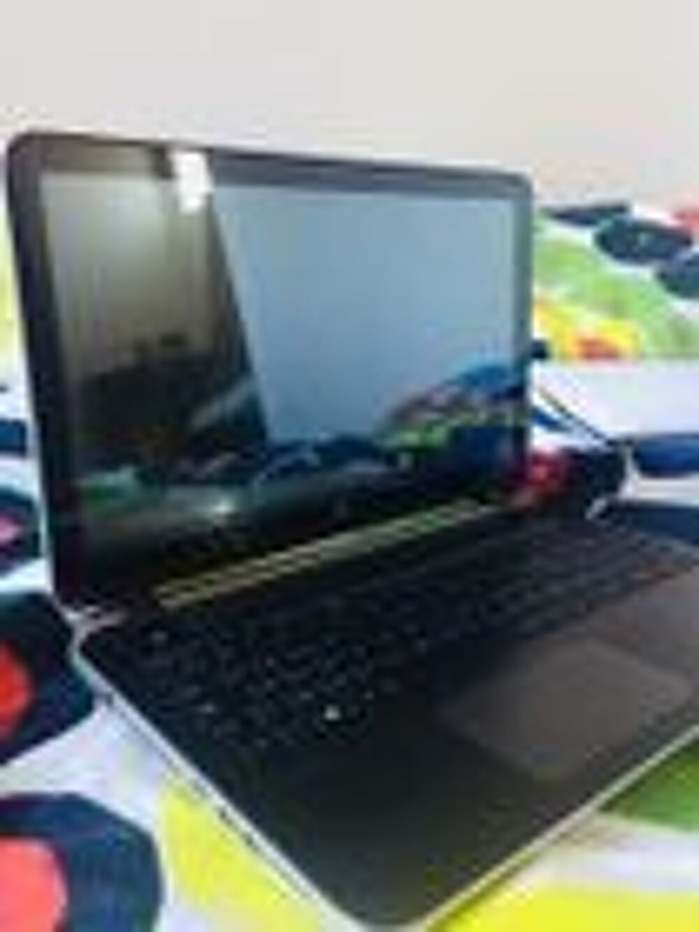 HP PC Portable Pavilion 15-p026nf 15,6 pouces Matériel informatique