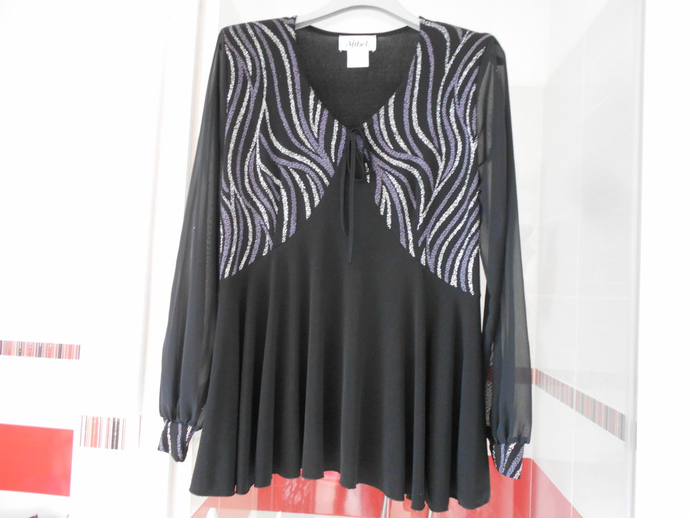 Joli haut manches longues AFIBEL neuf Taille 38/40 M/L Vêtements