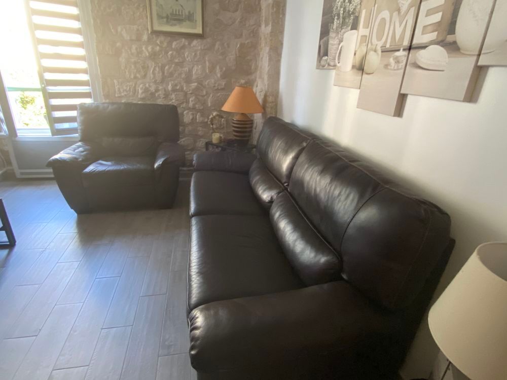 Canap&eacute; cuir 3 places + 1 fauteuil Meubles