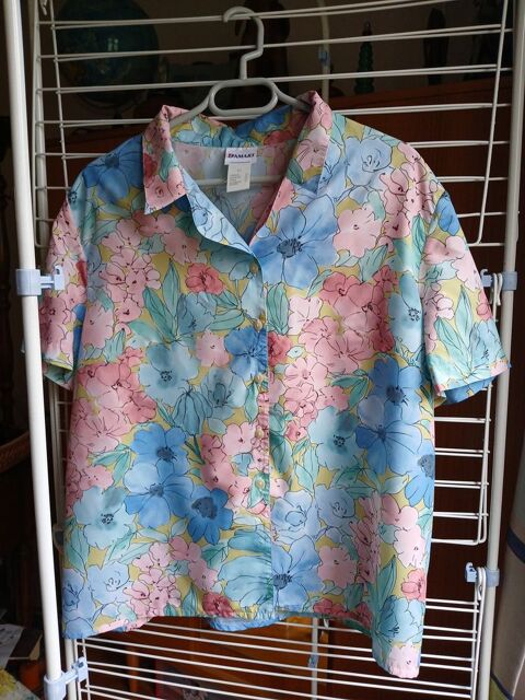 CHEMISIER MANCHES COURTES GROSSES FLEURS COULEURS PASTEL 6 Nevers (58)