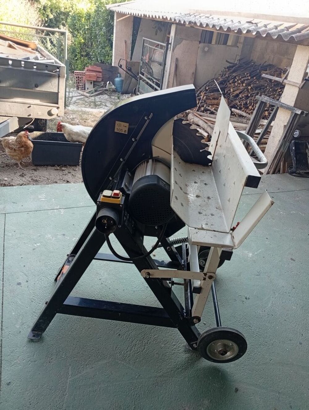 Scie a b&ucirc;ches 230 v Bricolage