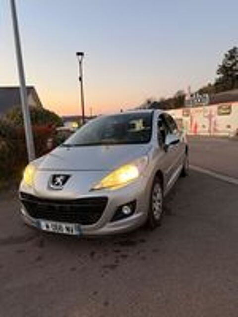 207 PEUGEOT 1.4 HDi 70ch  2013 occasion 58120 Ch&acirc;teau-Chinon Ville