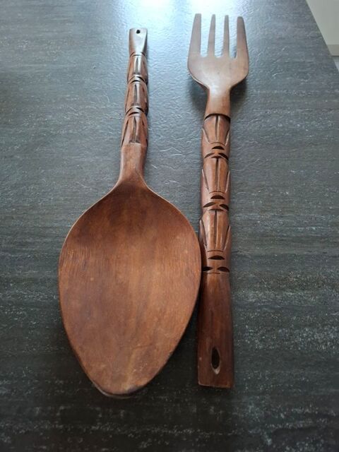 Ensemble couverts bois naturel 65.8 cms 45 Saint-Sauvant (86)