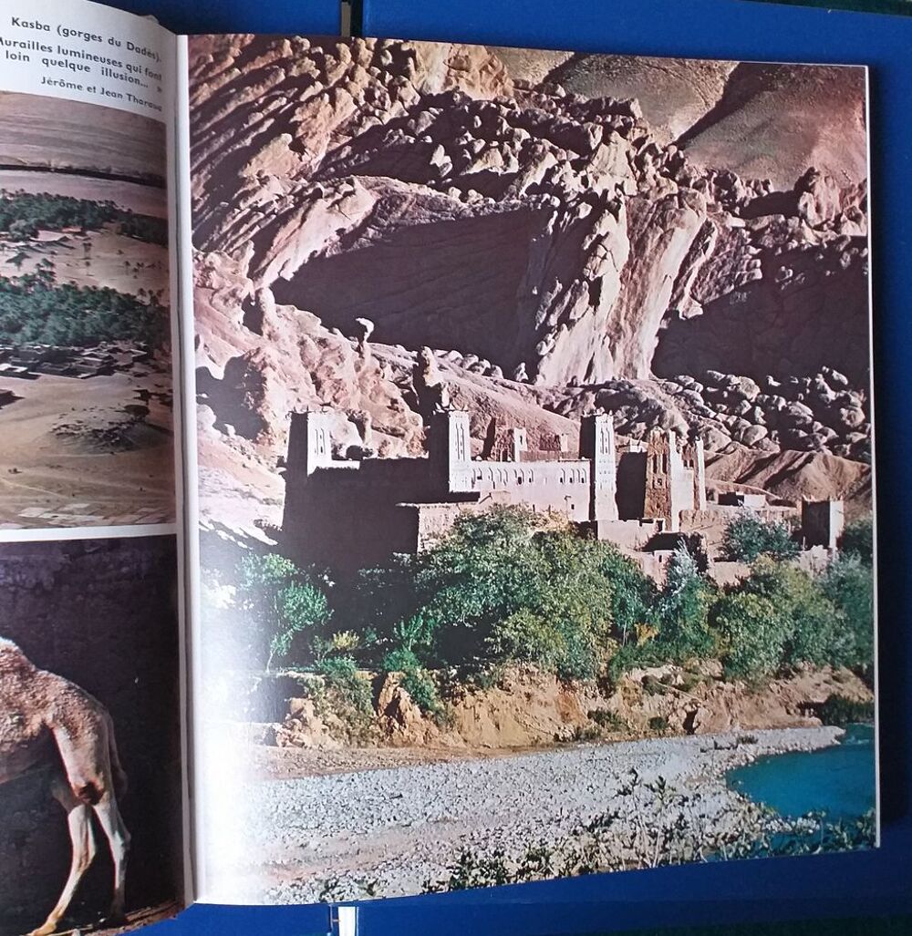  Le MAROC collection "mondes et voyages" Larousse Livres et BD