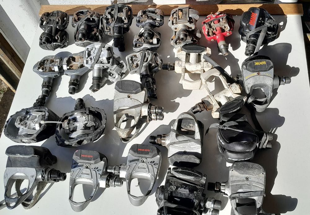 differentes pedales automatiques 
Vélos