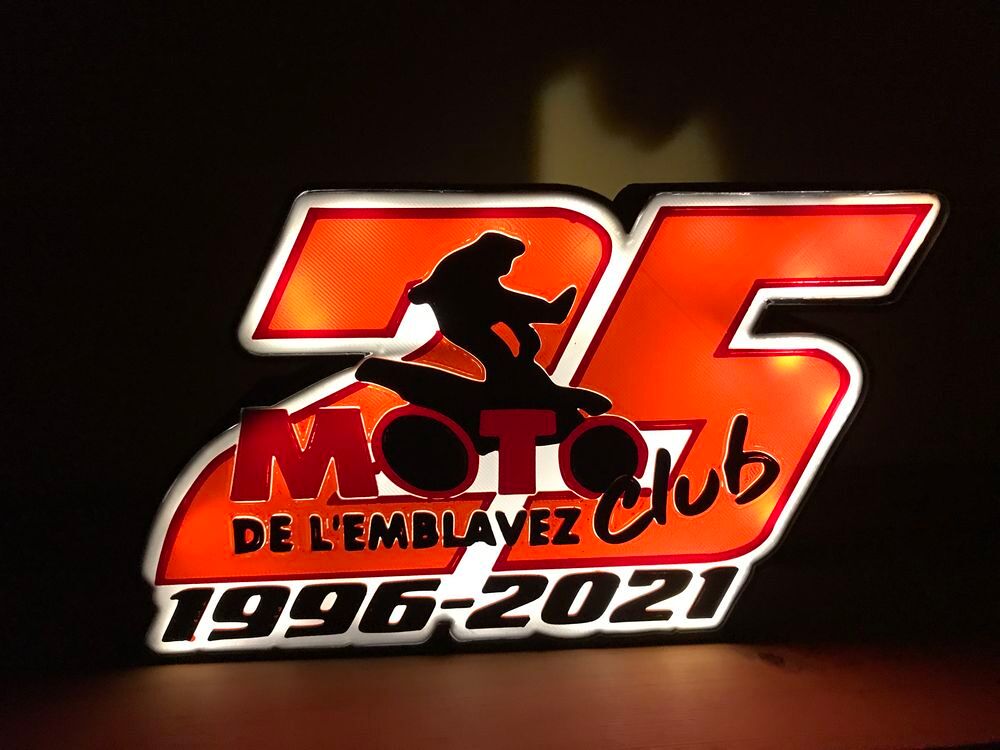 Lampe MOTO CLUB DE L EMBLAVEZ 3D leds &agrave; PILES Décoration