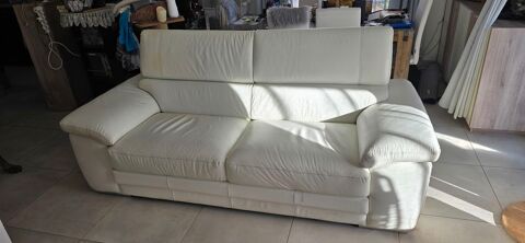 canapé en cuir blanc 350 Allinges (74)