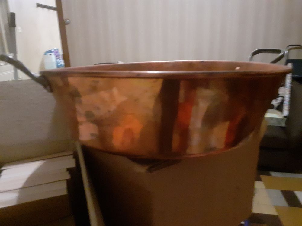 BASSINE CUIVRE TBE Electroménager