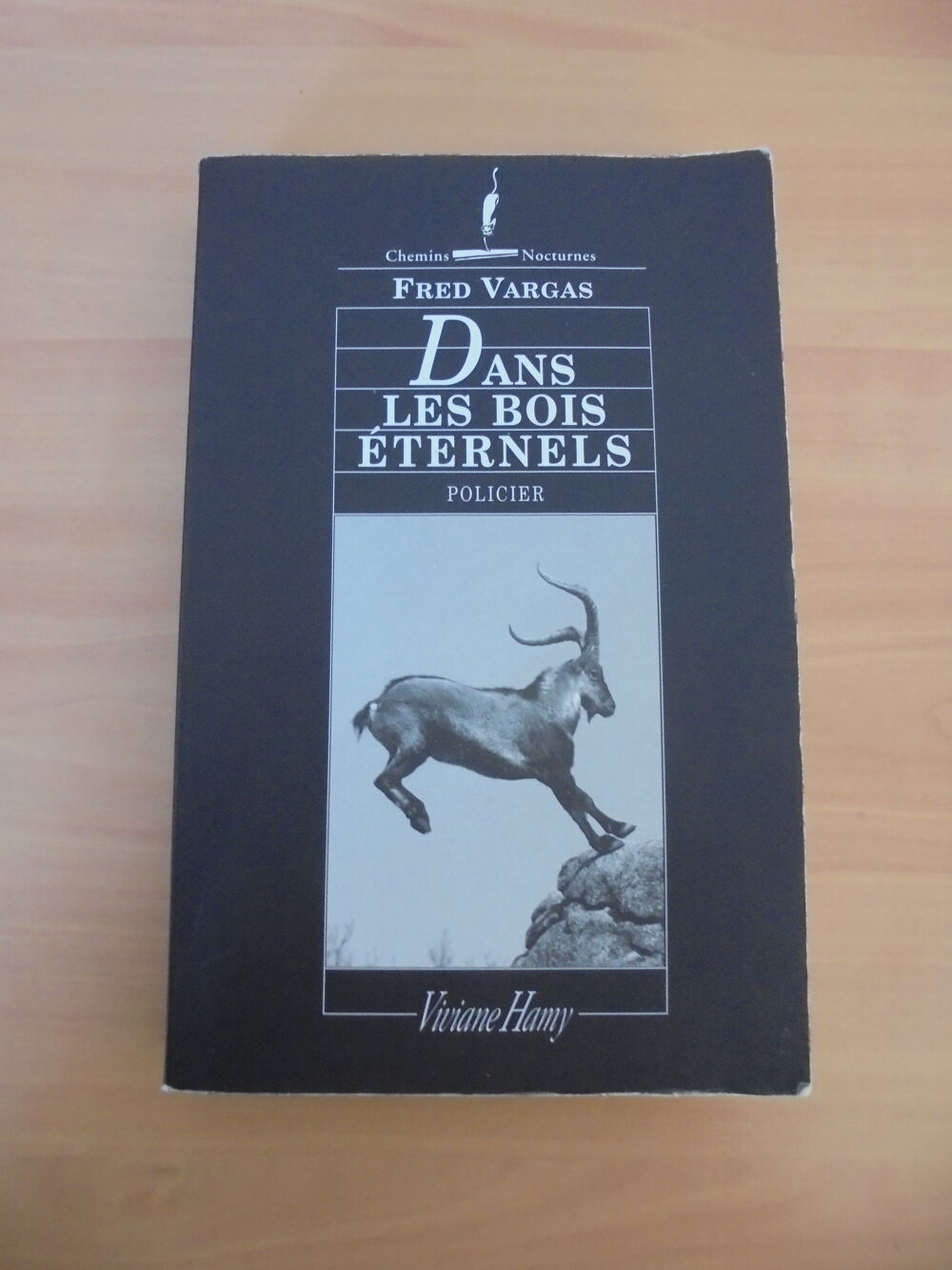Dans les bois &eacute;ternels (119) Livres et BD