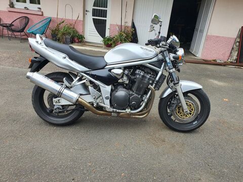 Moto SUZUKI 2002 occasion Quincey 70000