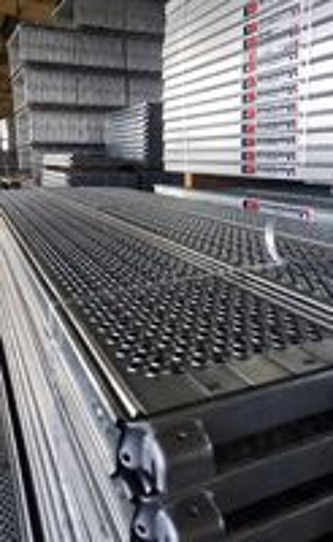   Échafaudage compatible Altrad/Layher 