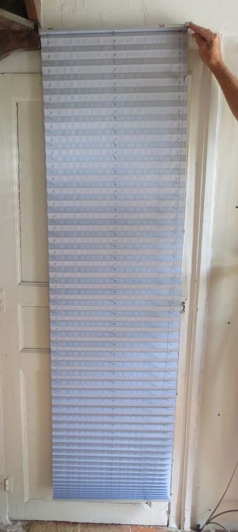 Stores v�nitiens 15 Vidai (61)