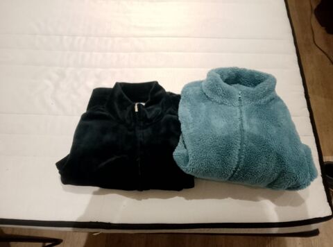 Lot polaire chaude taille 38/40 10 Saumur (49)