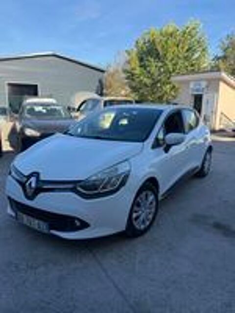Clio IV dCi 90 eco2 Zen EDC 2015 occasion 38230 Tignieu-Jameyzieu