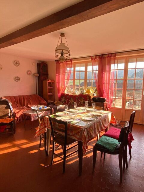   150 M2 sud, grande terrasse + terrain escalier priv� & caves Maison - 7 pi�ce(s) - 150 m�