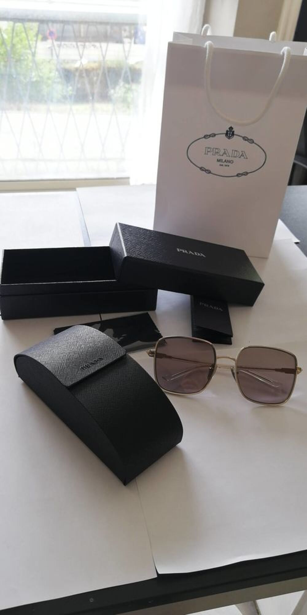 Prada Lunettes de soleil NEUF sous garantie Maroquinerie