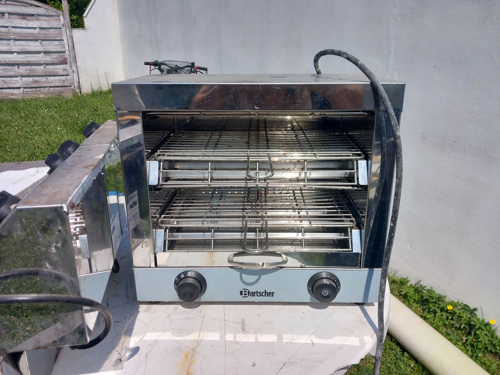 Friteuse,toaster,hotte. Electroménager