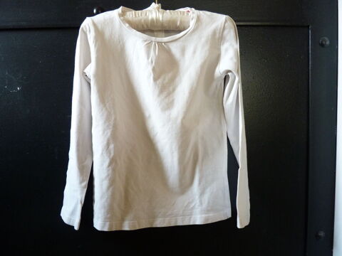 T-shirt Gmo blanc fille 6 ans TBE 1 Brienne-le-Chteau (10)