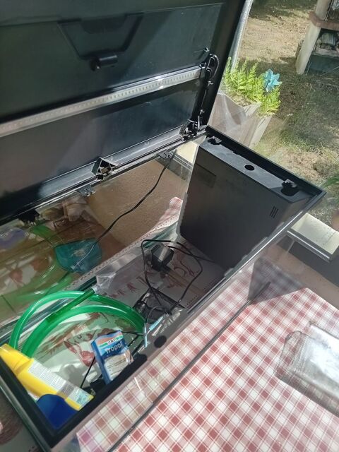 aquarium 30 24330 Saint-cr�pin-d'auberoche