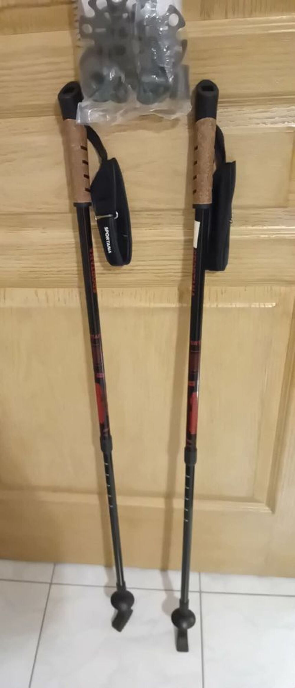 B&acirc;tons de randonn&eacute; Sports