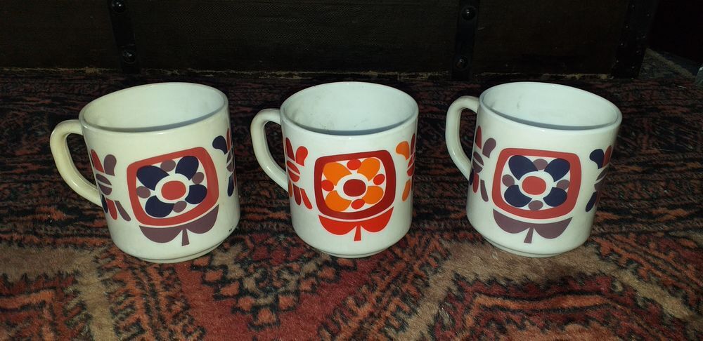 3 mugs Mobil Cuisine