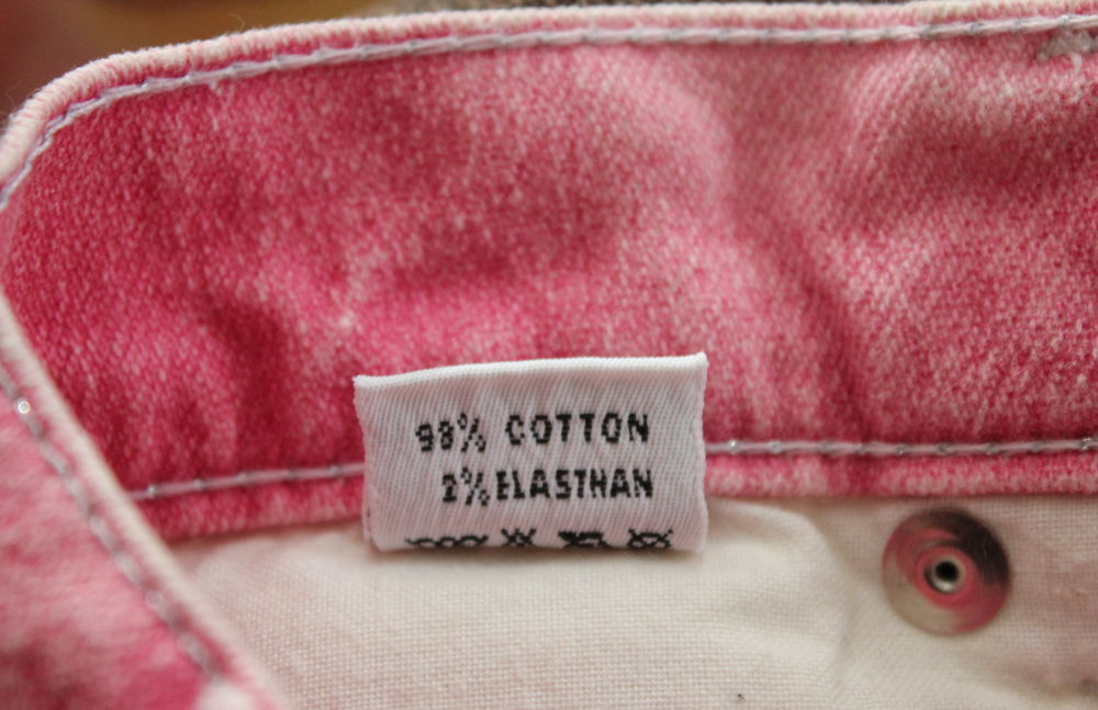 Pantalon rose gerbera ROBERTO CAVALLI 
T.S ou 36 Fr Vtements