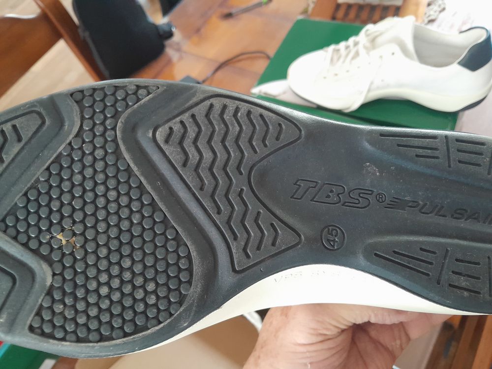 BASKETTES HOMME TBS TAILLE 45 Chaussures
