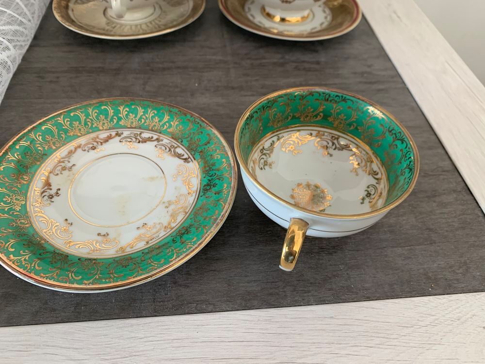 service &agrave; caf&eacute; de couleur Décoration