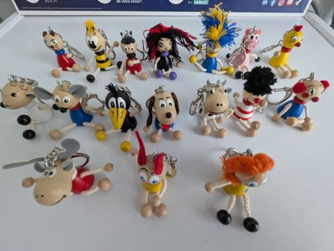 Lot porte cl�s figurine bois et porte photo, produits neuf. 55 Venette (60)