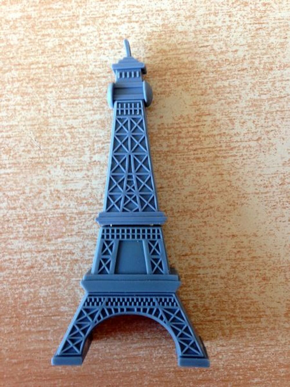 cl&eacute; usb 8 go fantaisie tour eiffel
Matriel informatique