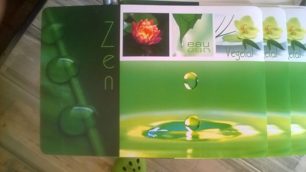 4 sets de table ZEN 
Neuf Décoration