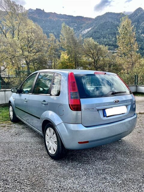 Ford fiesta 1.6 TDCi - 2005 - 86 000 km €"