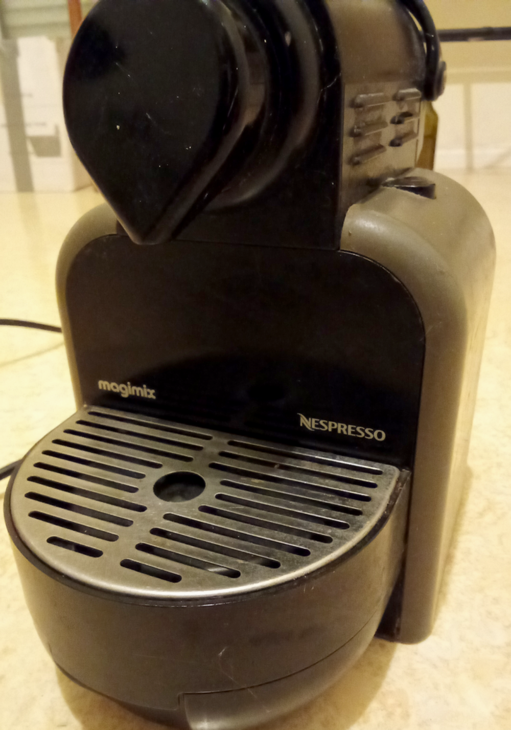 Cafeti&egrave;re Nespresso Magimix Electroménager