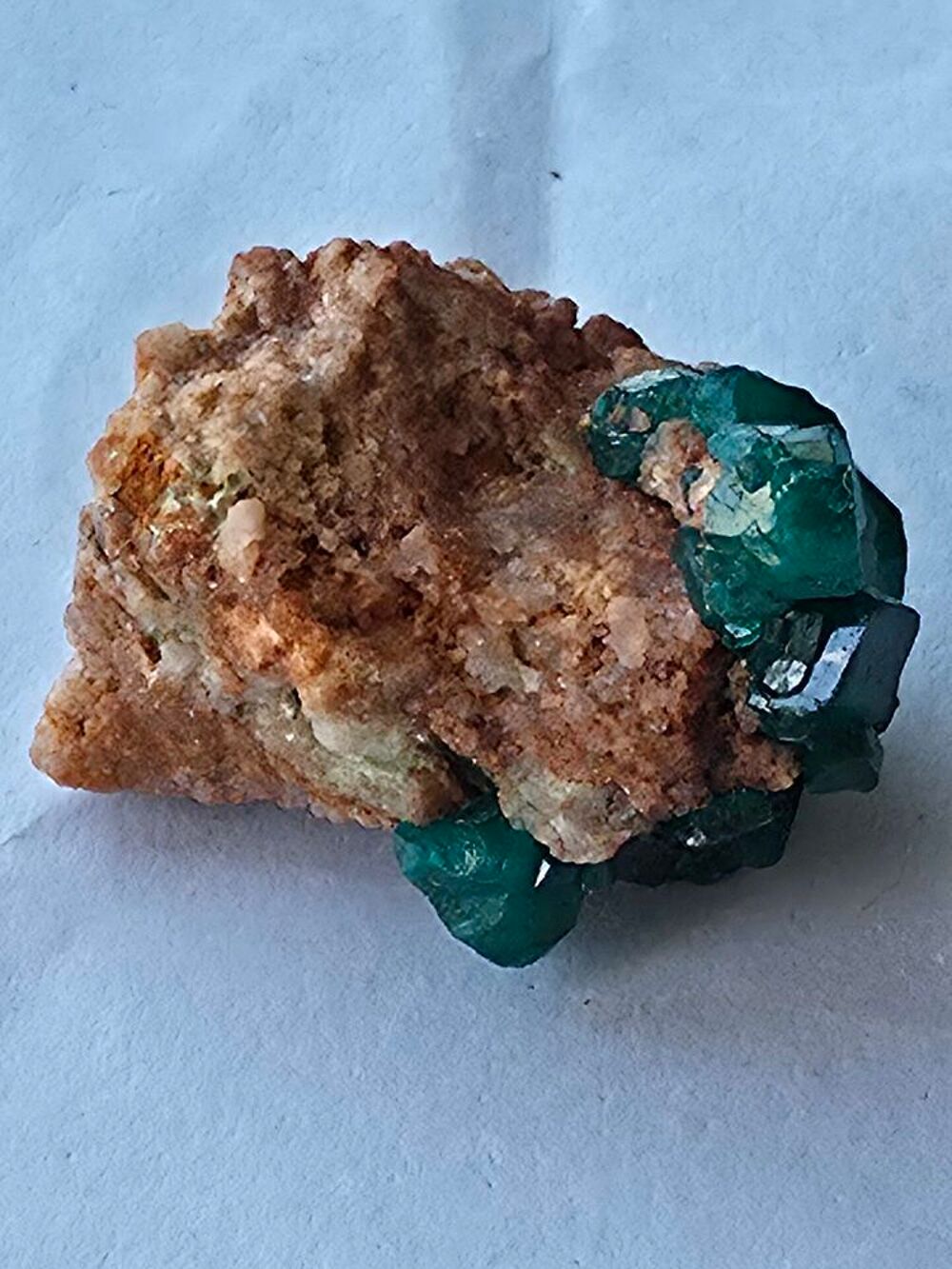 Cristaux de Dioptase Verte sur Gangue-Collection (12g) 