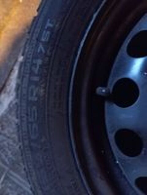 Pneu voiture - roue  occasion 63000 Clermont-Ferrand