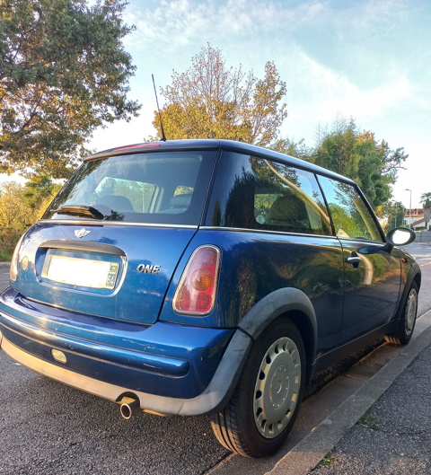Mini One Mini 1.6i - 90 Pack 2001 occasion Pau 64000