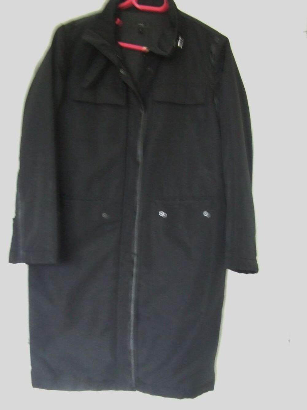 manteau noir d&eacute;perlant LOLA Vêtements