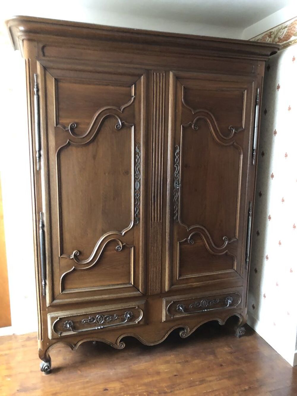 armoire Lorraine 19 si&egrave;cle tr&egrave;s bon &eacute;tat Meubles