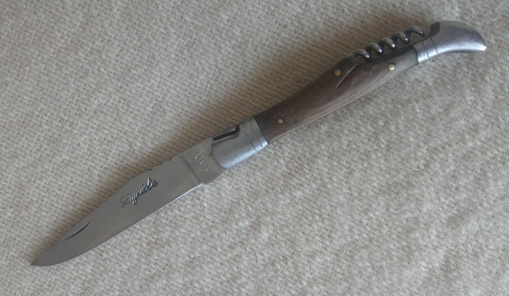 Couteau Laguiole avec tire-bouchon 