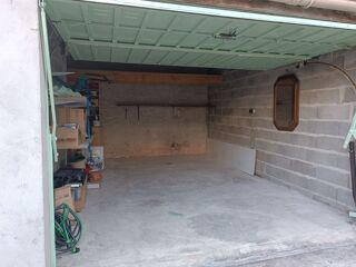  Parking / Garage à louer 15 m²