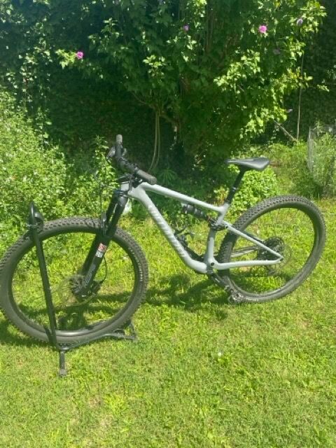 VTT Epic Comp Specialized Carbone juin 2022. tat neuf 2800 Saint-Maurice-l'Exil (38)