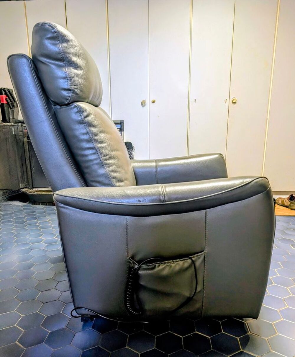 fauteuil electrique cuir comme neuf Meubles