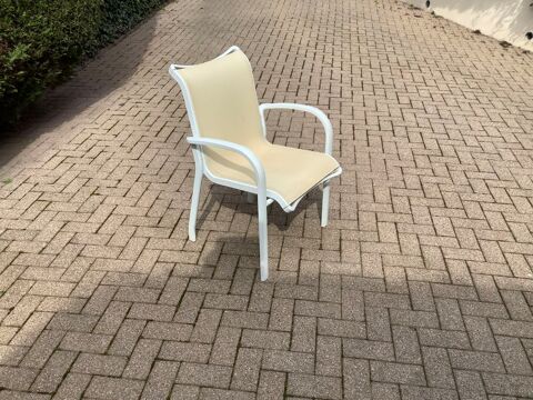 8 fauteuils de jardin Brunstatt (68)