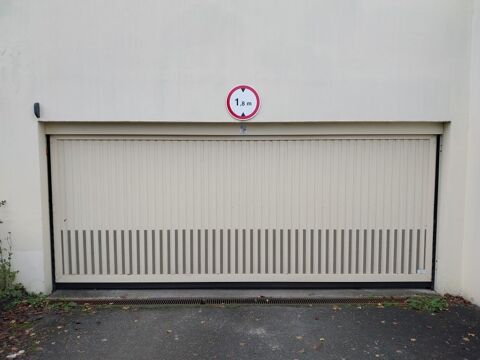  Parking / Garage � louer 10 m�