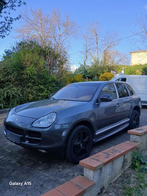 Porsche cayenne , bien équipé