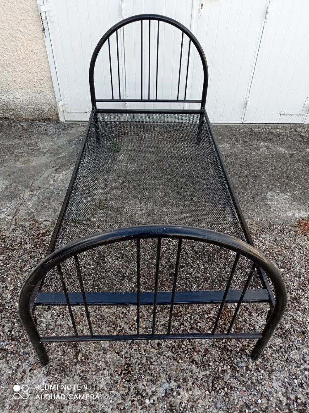LIT 90 M&Eacute;TAL NOIR Meubles