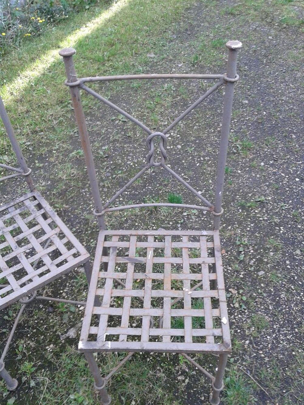 4 chaises de jardin en fer forg&eacute; 
Jardin