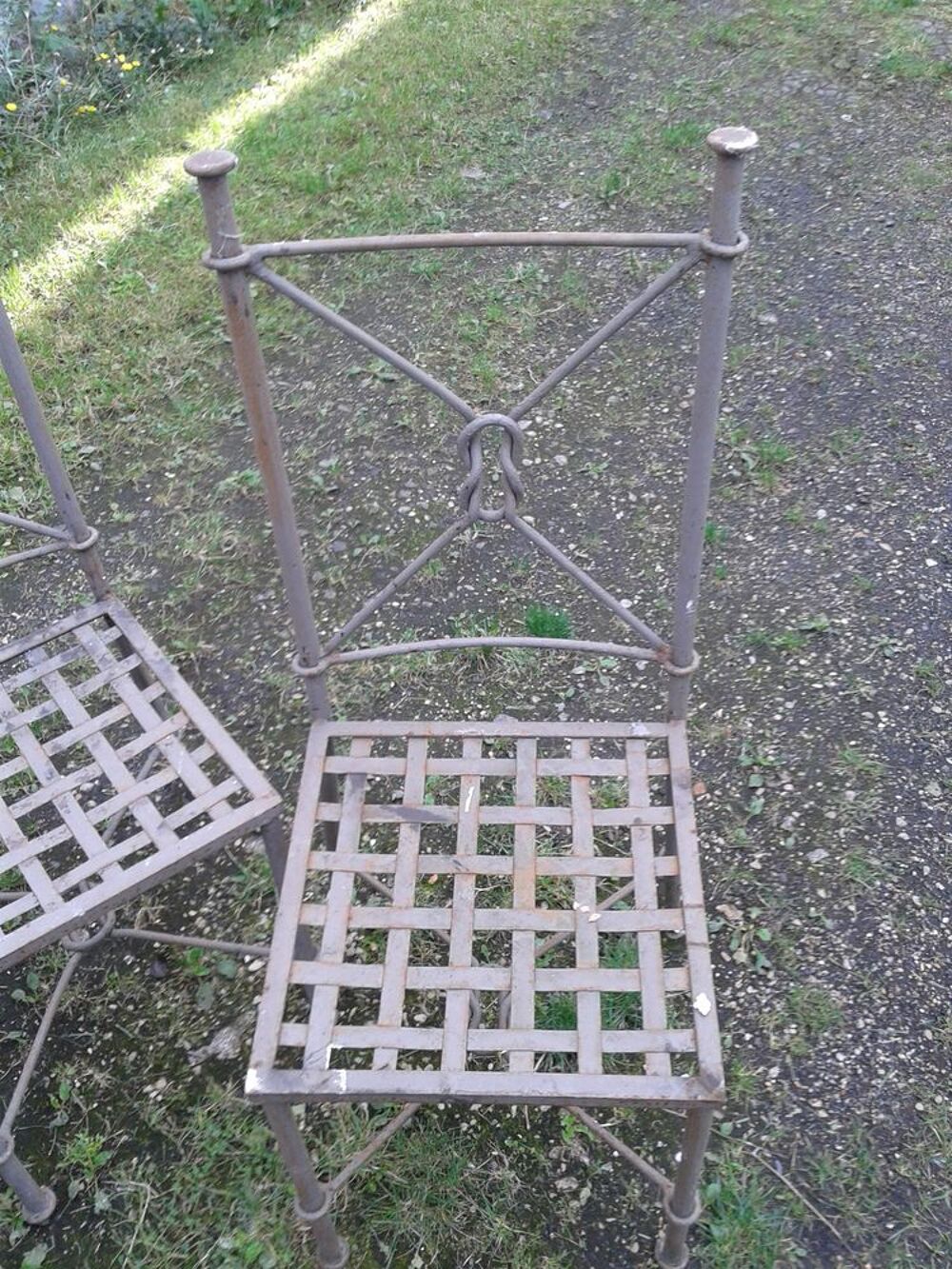 4 chaises de jardin en fer forg&eacute; 
Jardin