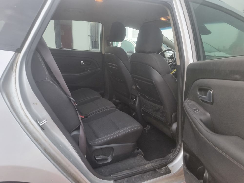 Carens 1.7 CRDi 141 ch ISG DCT7 7 pl Active 2018 occasion 86600 Coulombiers