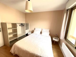  Appartement à louer 3 pièces 74 m²